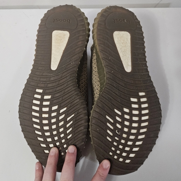 Adidas Yeezy Boost 350 V2 Sand/taupe Mens Running Shoes! - Picture 2 of 4